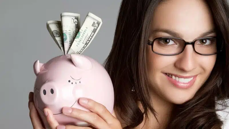 Comment économiser de l'argent au quotidien : astuces simples et efficaces