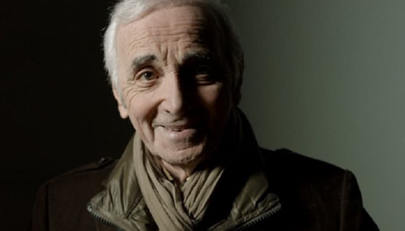 Quelle est la première chanson de Charles Aznavour