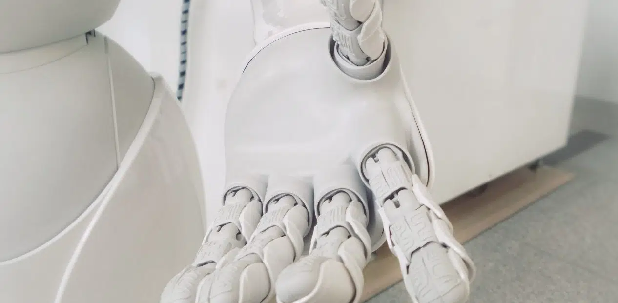 Une main de robot