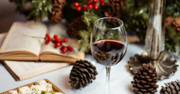 Accords parfaits : quel vin servir avec votre repas de Noël ?