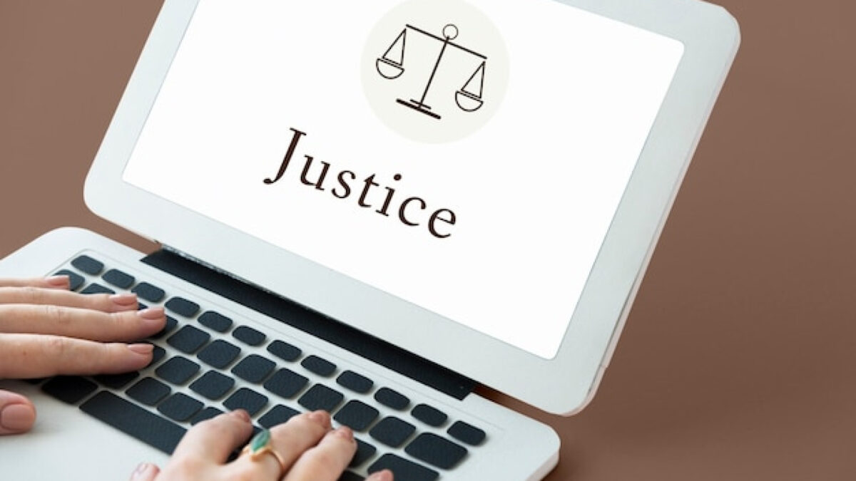 La justice à portée de clic : découvrez le service en ligne simplifié !