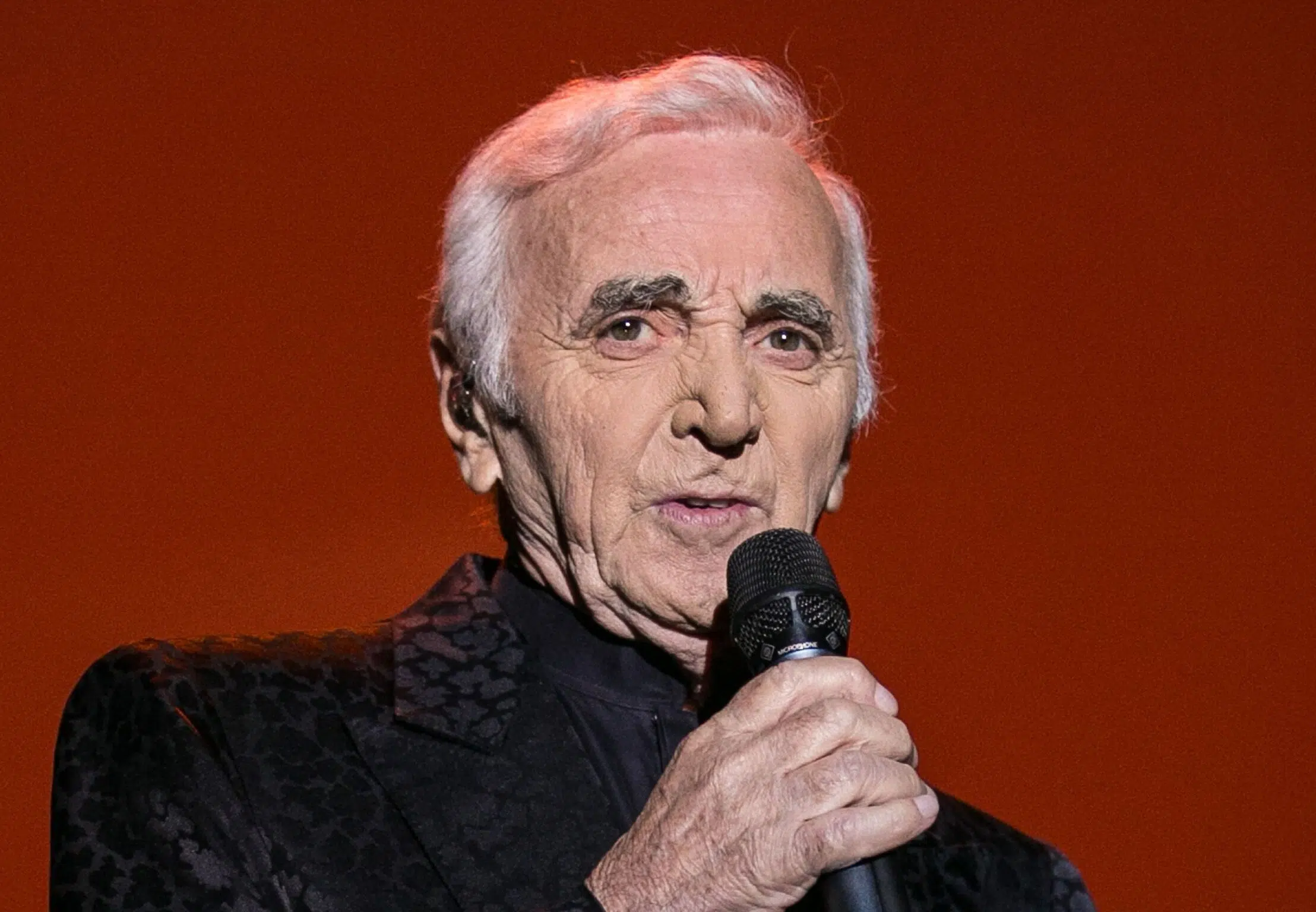 première chanson de Charles Aznavour