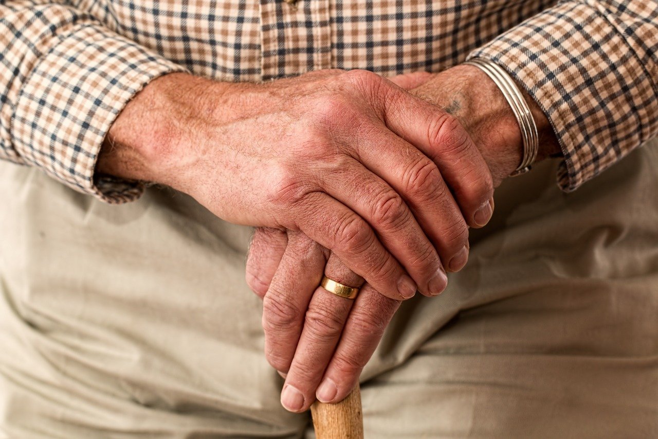 Comment choisir une mutuelle pour senior ?