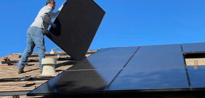 Les panneaux solaires en milieu urbain : solutions pour maximiser l'énergie solaire